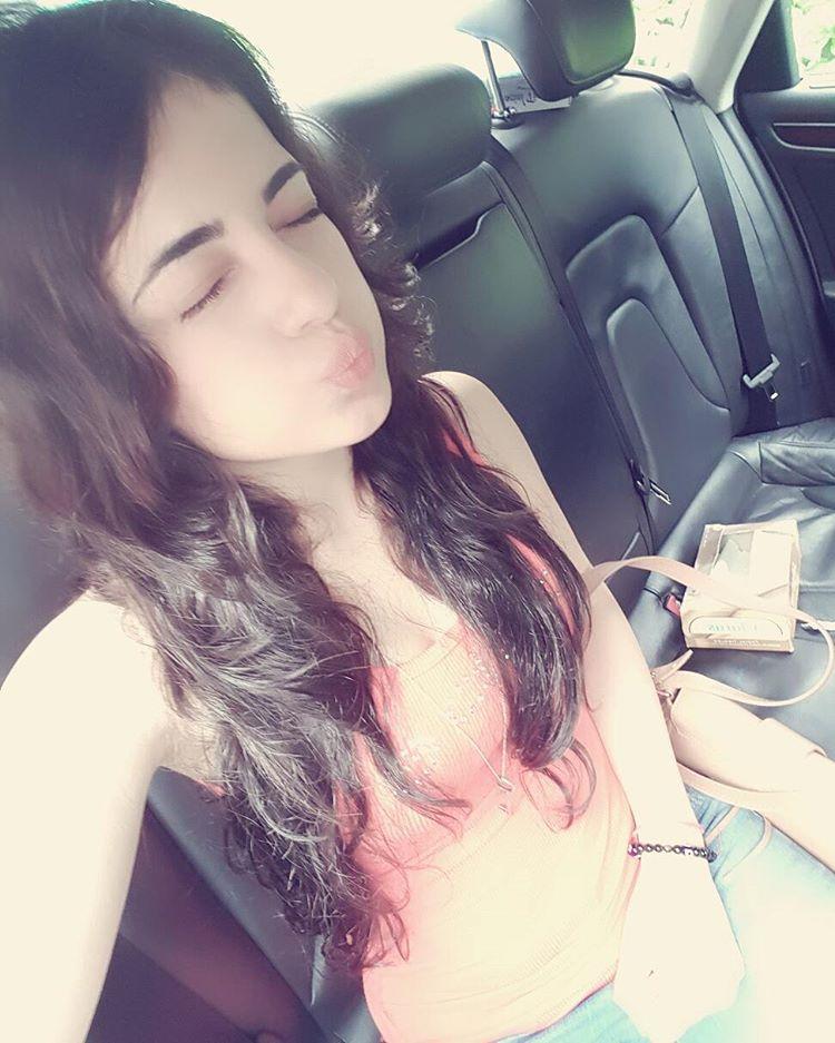 Annushka-Delhi-Escorts